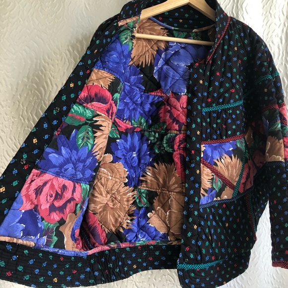 Handmade Women’s Quilted Black Neutral Tone Floral Pattern Batwing Bomber Jacket - Picture 5 of 9
